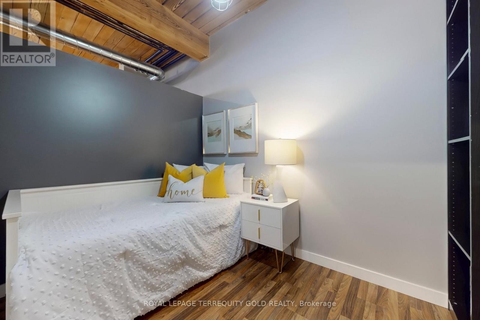 107 - 2154 Dundas Street W, Toronto, Ontario  M6R 1X3 - Photo 31 - W12548492