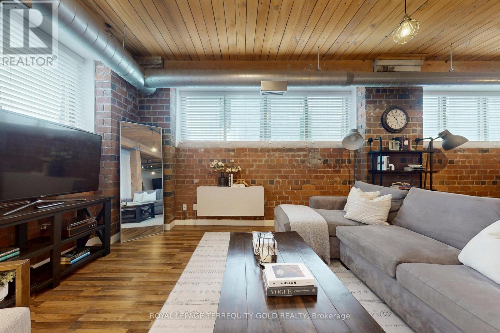 107 - 2154 Dundas Street W, Toronto, Ontario  M6R 1X3 - Photo 8 - W12548492