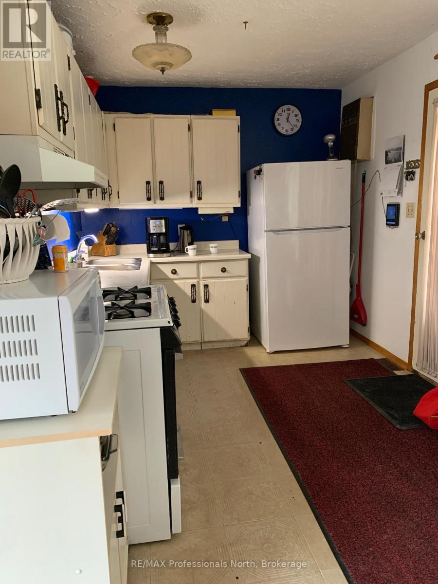 1688 Ursa Road, Highlands East, Ontario  K0M 1R0 - Photo 2 - X12548498