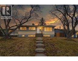 5833 41 StreetCrescent West Park