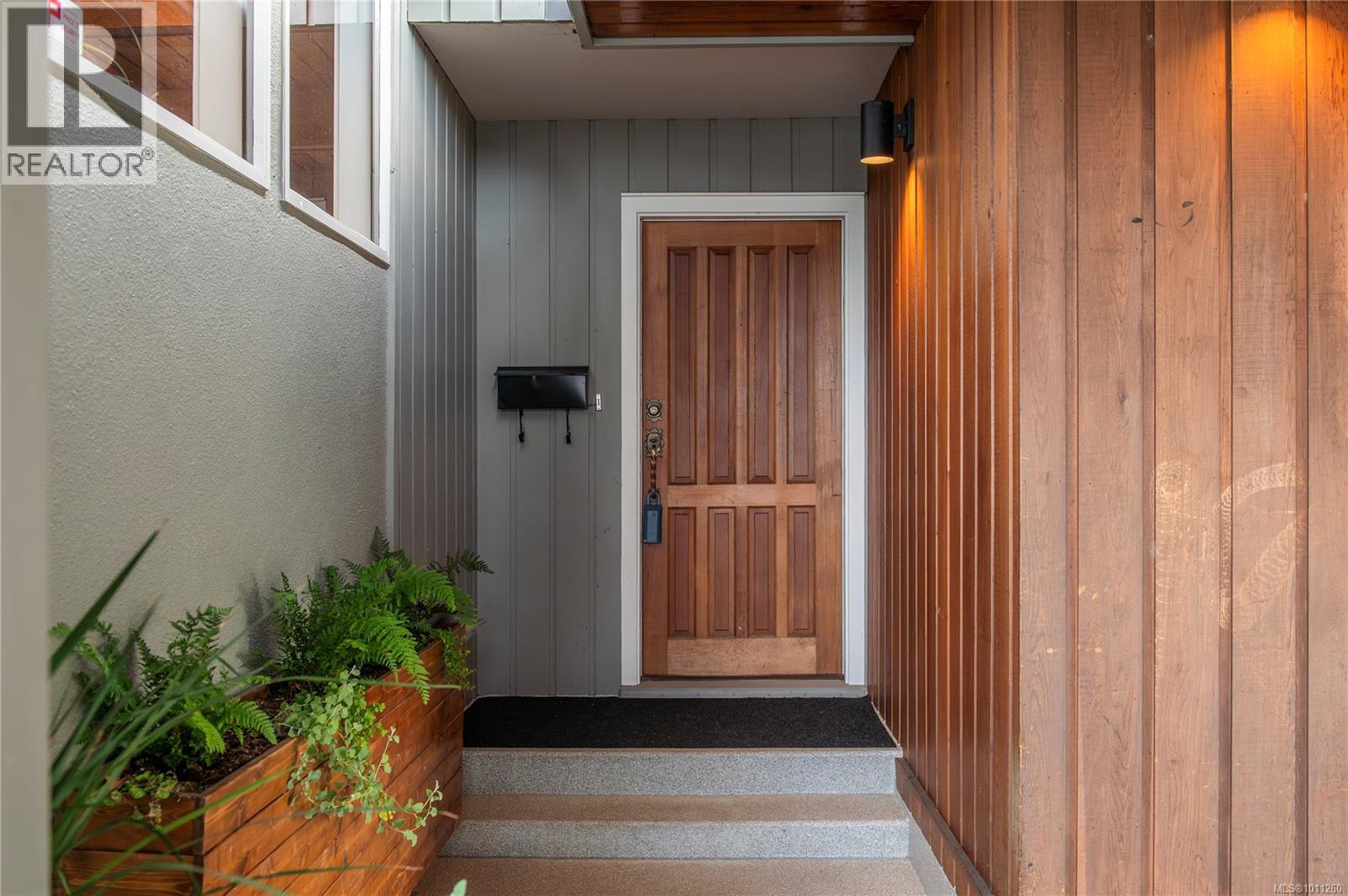 141 Thulin St, Campbell River, British Columbia  V9W 2K4 - Photo 6 - 1011260