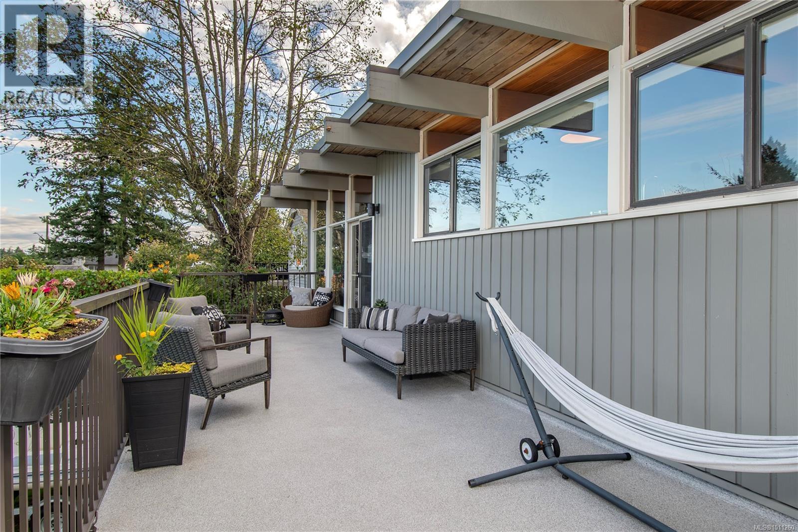 141 Thulin St, Campbell River, British Columbia  V9W 2K4 - Photo 30 - 1011260