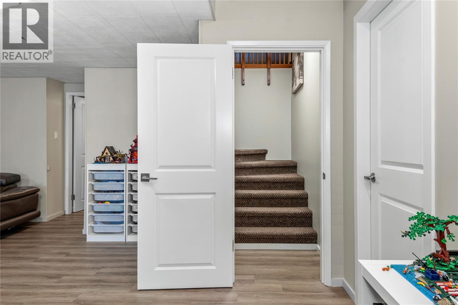 141 Thulin St, Campbell River, British Columbia  V9W 2K4 - Photo 33 - 1011260