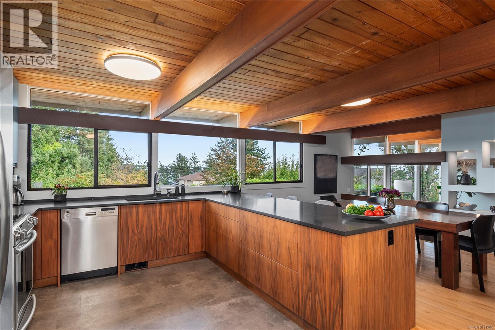 141 Thulin St, Campbell River, British Columbia  V9W 2K4 - Photo 18 - 1011260