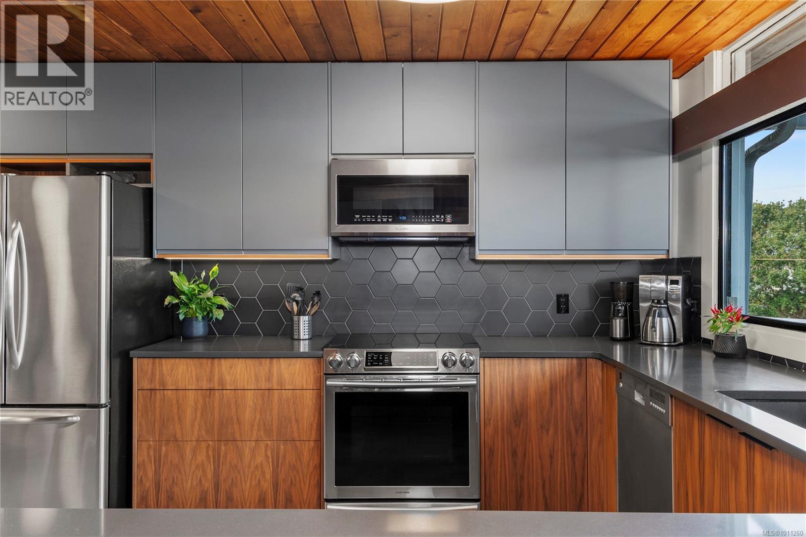 141 Thulin St, Campbell River, British Columbia  V9W 2K4 - Photo 52 - 1011260