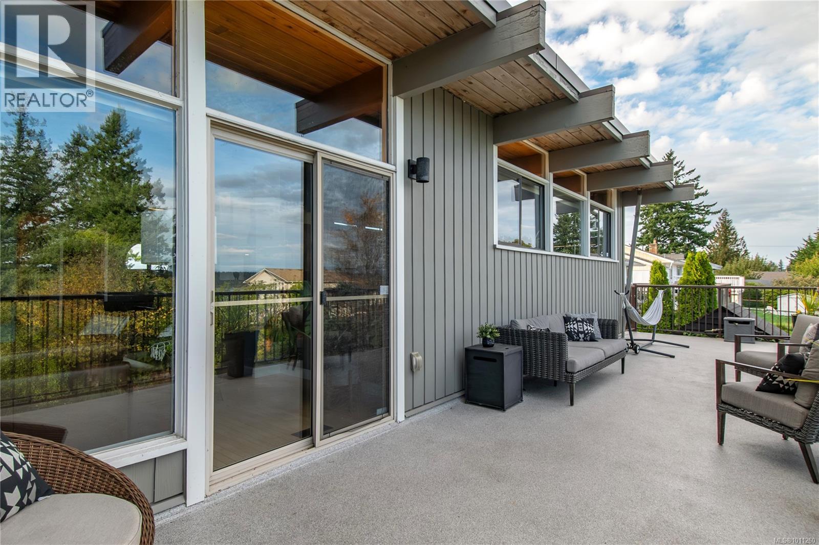 141 Thulin St, Campbell River, British Columbia  V9W 2K4 - Photo 29 - 1011260