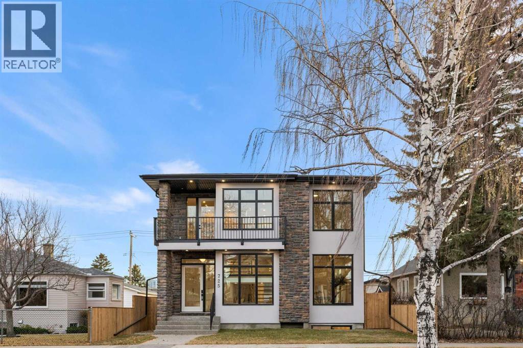 725 18 Avenue Nw, Calgary, Alberta  T2M 0V2 - Photo 2 - A2270822
