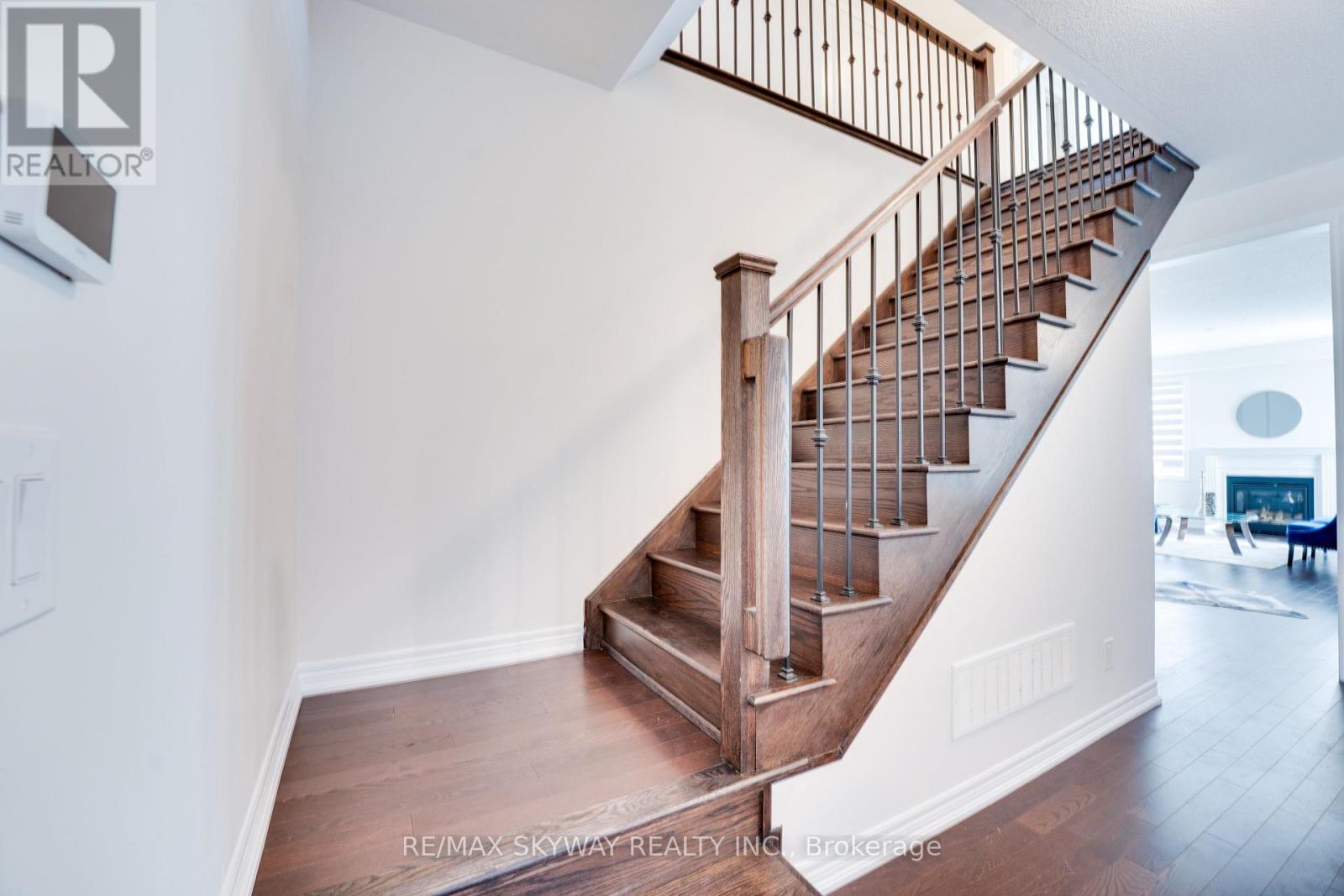 516 Beckview Crescent, Kitchener, Ontario  N2R 0R3 - Photo 27 - X12548444