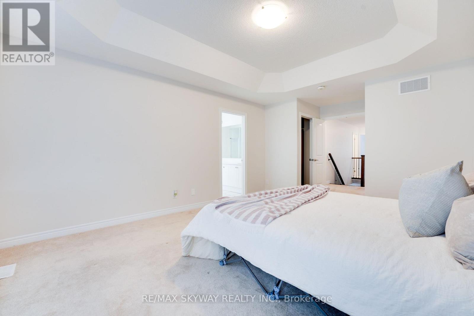 516 Beckview Crescent, Kitchener, Ontario  N2R 0R3 - Photo 31 - X12548444