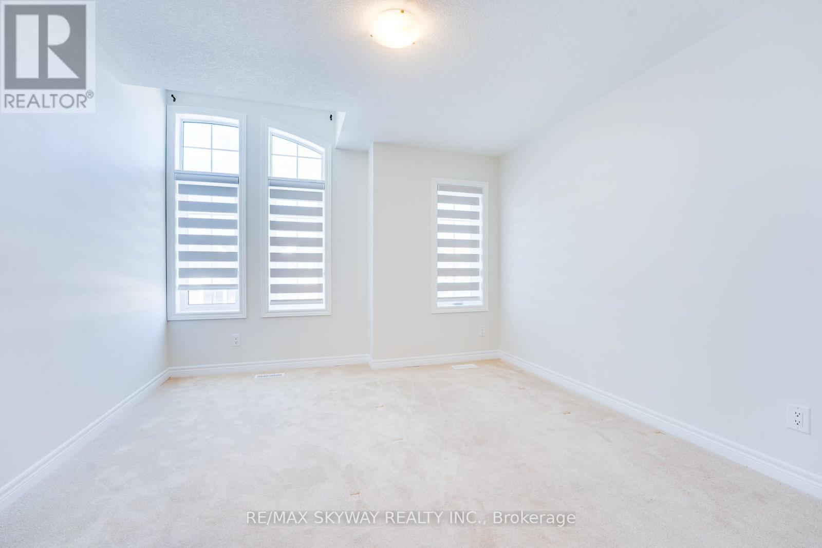 516 Beckview Crescent, Kitchener, Ontario  N2R 0R3 - Photo 40 - X12548444