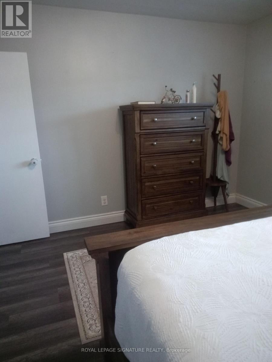 98 Jacobson Avenue W, St. Catharines, Ontario L2T 3A3 - Photo 16 - X12548452