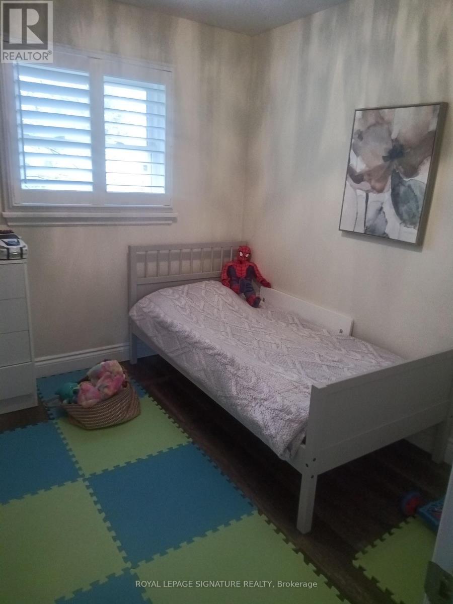 98 Jacobson Avenue W, St. Catharines, Ontario L2T 3A3 - Photo 20 - X12548452