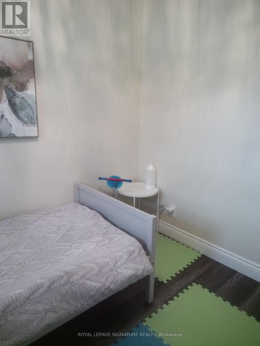 98 Jacobson Avenue W, St. Catharines, Ontario L2T 3A3 - Photo 22 - X12548452