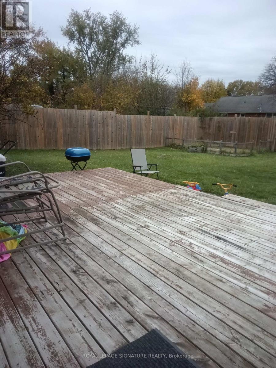 98 Jacobson Avenue W, St. Catharines, Ontario L2T 3A3 - Photo 36 - X12548452