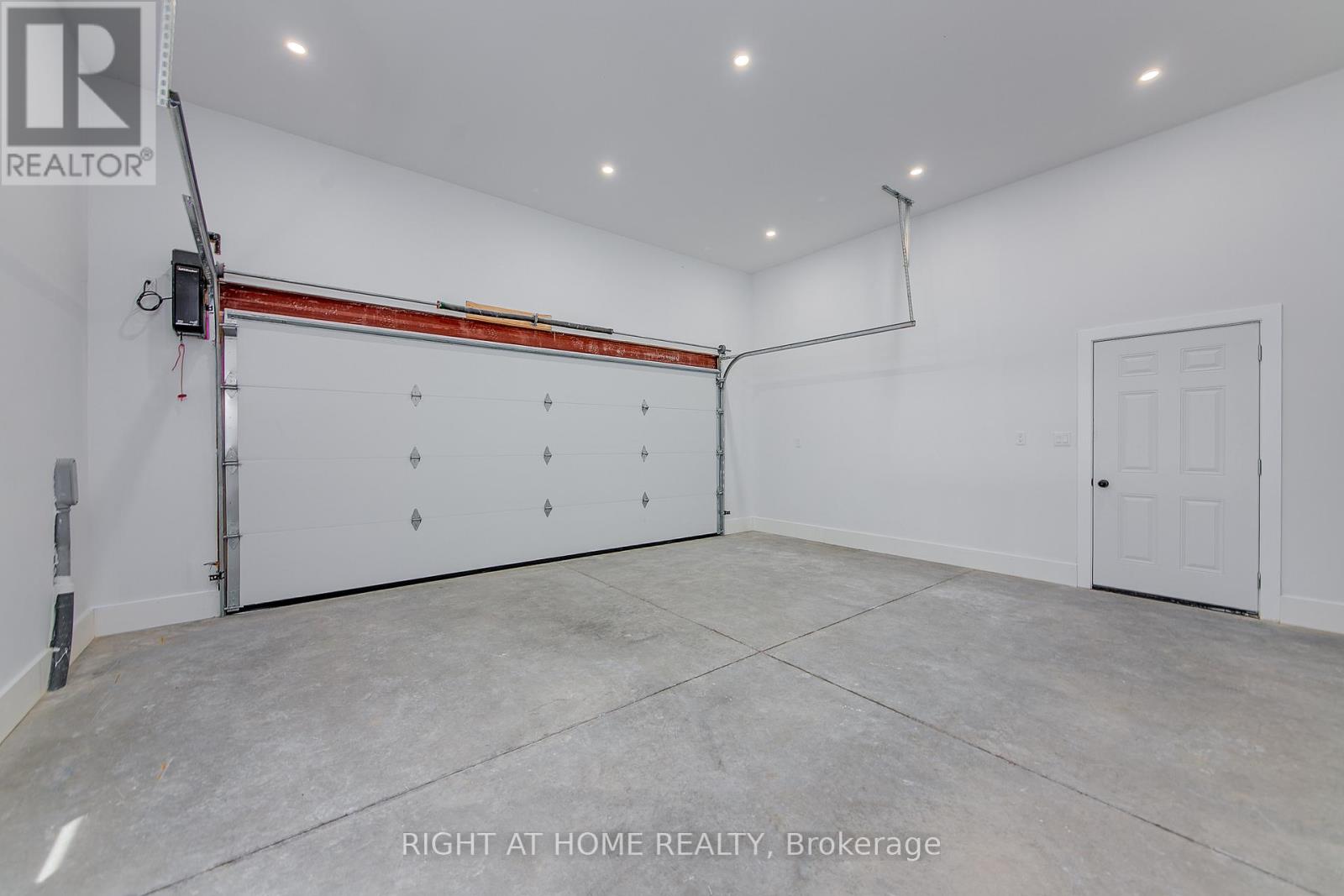 26 Mcleish Drive, Kawartha Lakes (Dalton), Ontario  L0K 1W0 - Photo 24 - X12548458