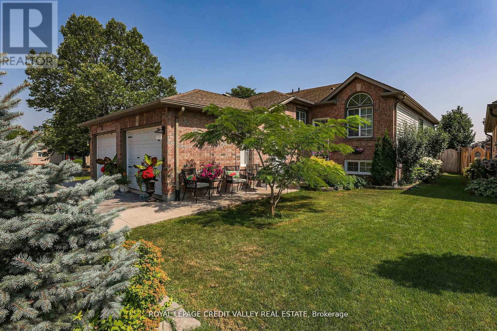 11 JEFFERSON COURT W, Welland, Ontario