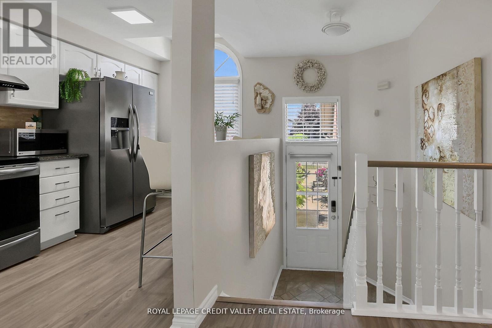 11 Jefferson Court W, Welland, Ontario  L3C 7G5 - Photo 26 - X12548484