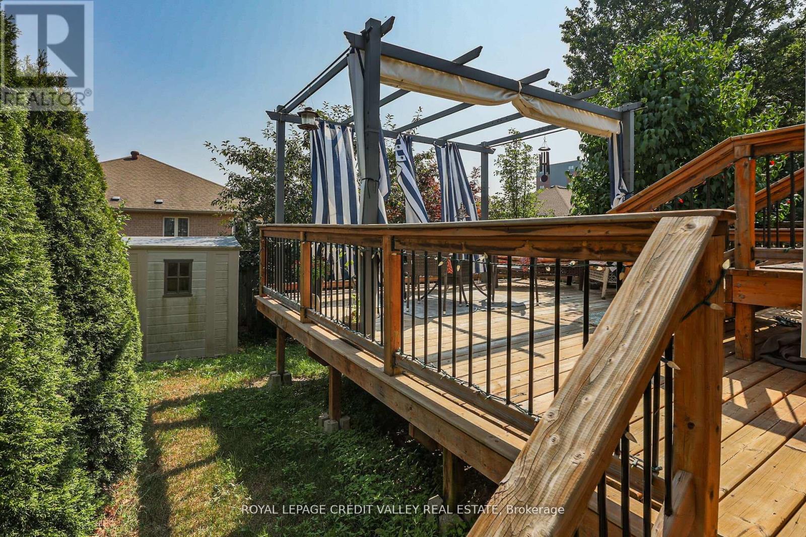 11 Jefferson Court W, Welland, Ontario  L3C 7G5 - Photo 32 - X12548484