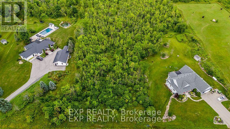 106 Ridgecrest Lane, Meaford, Ontario  N4L 1W6 - Photo 3 - X12548490