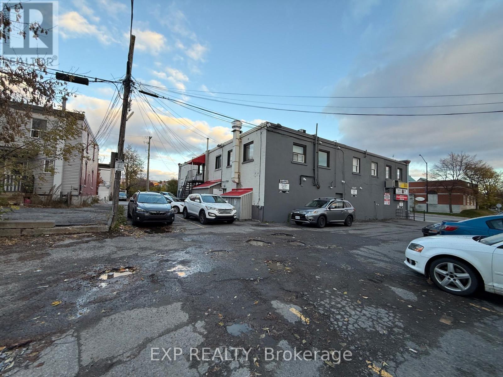 171-179 Montreal Road, Ottawa, Ontario K1L 6E4 - Photo 7 - X12548500