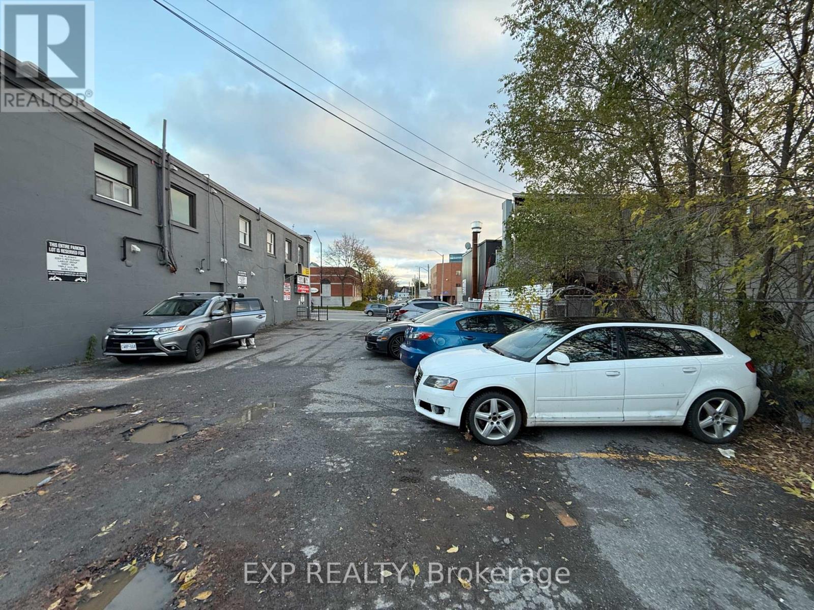 171-179 Montreal Road, Ottawa, Ontario K1L 6E4 - Photo 8 - X12548500
