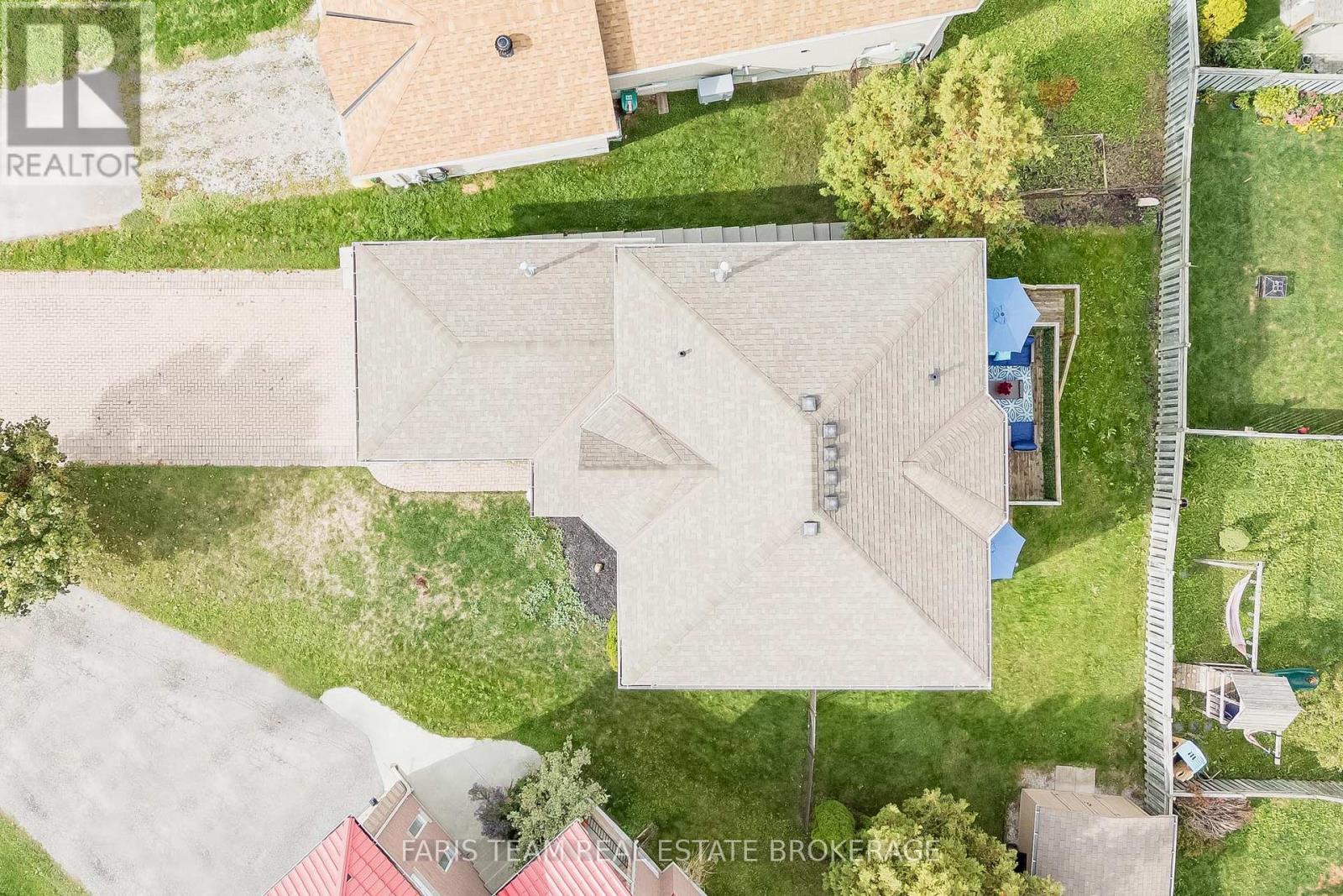 7 Round Leaf Court, Barrie, Ontario L4N 9N3 - Photo 43 - S12515966