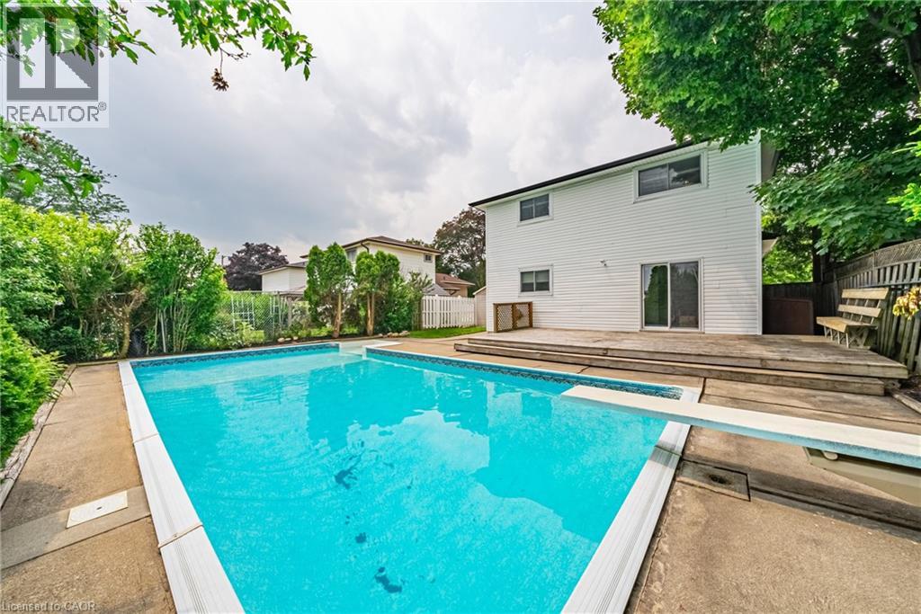 12 Quinlan Court, Hamilton, Ontario L8W 1K1 - Photo 50 - 40788544