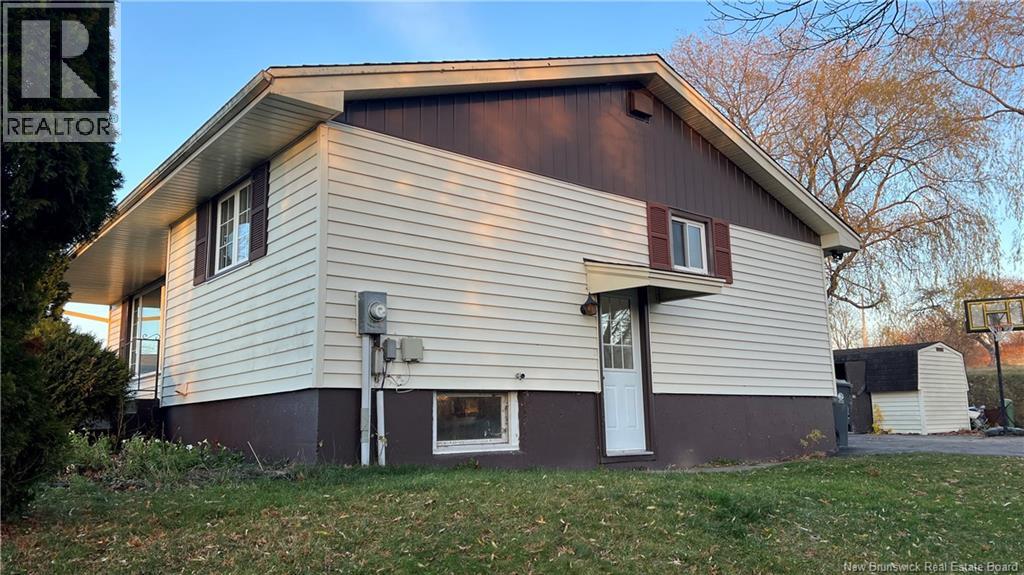 312 Centennial Road, Hampton, New Brunswick  E5N 7L9 - Photo 2 - NB129996