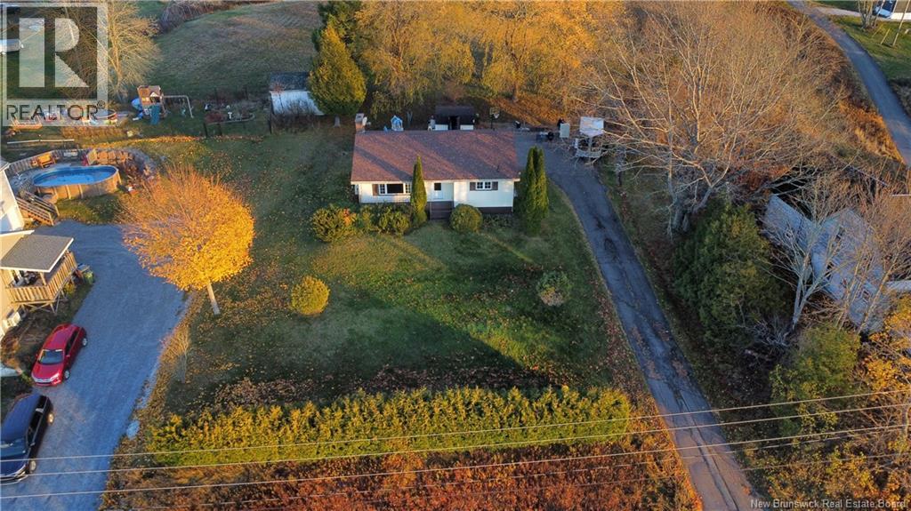 312 Centennial Road, Hampton, New Brunswick  E5N 7L9 - Photo 6 - NB129996