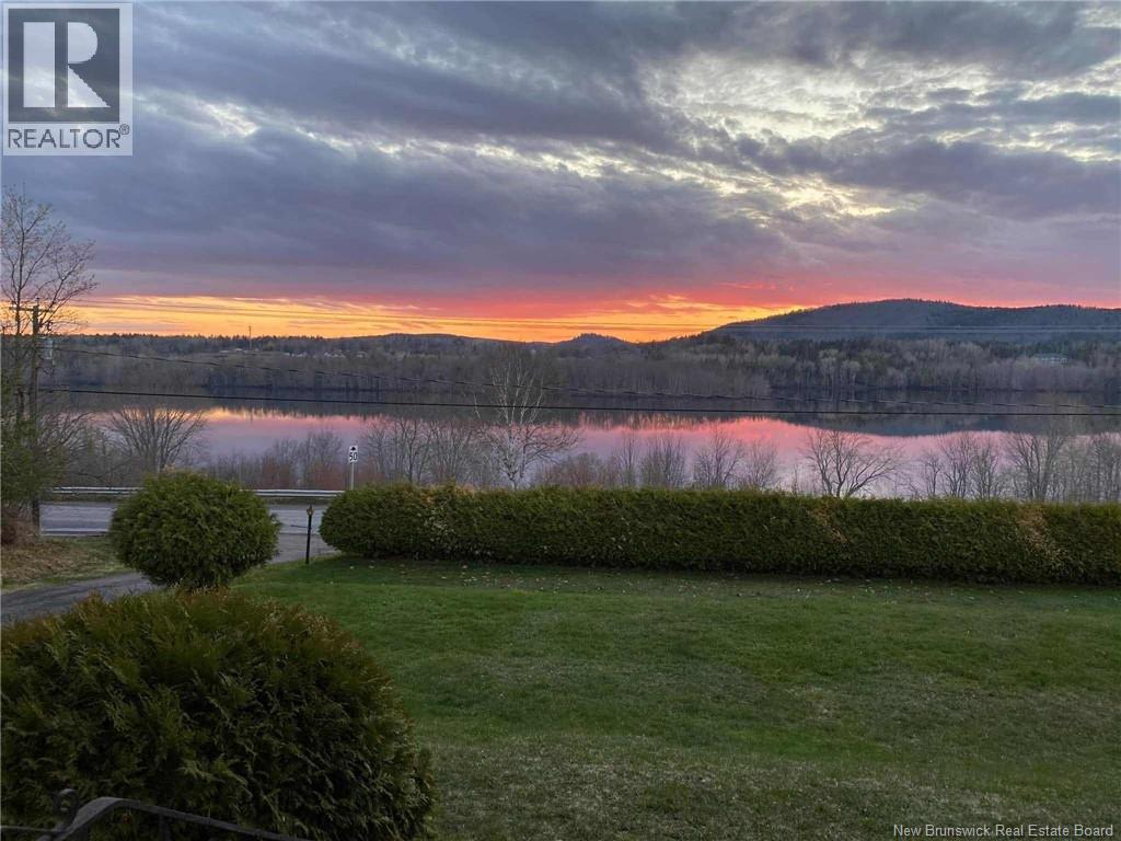 312 Centennial Road, Hampton, New Brunswick  E5N 7L9 - Photo 4 - NB129996