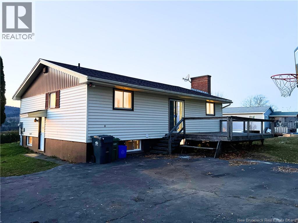 312 Centennial Road, Hampton, New Brunswick  E5N 7L9 - Photo 3 - NB129996