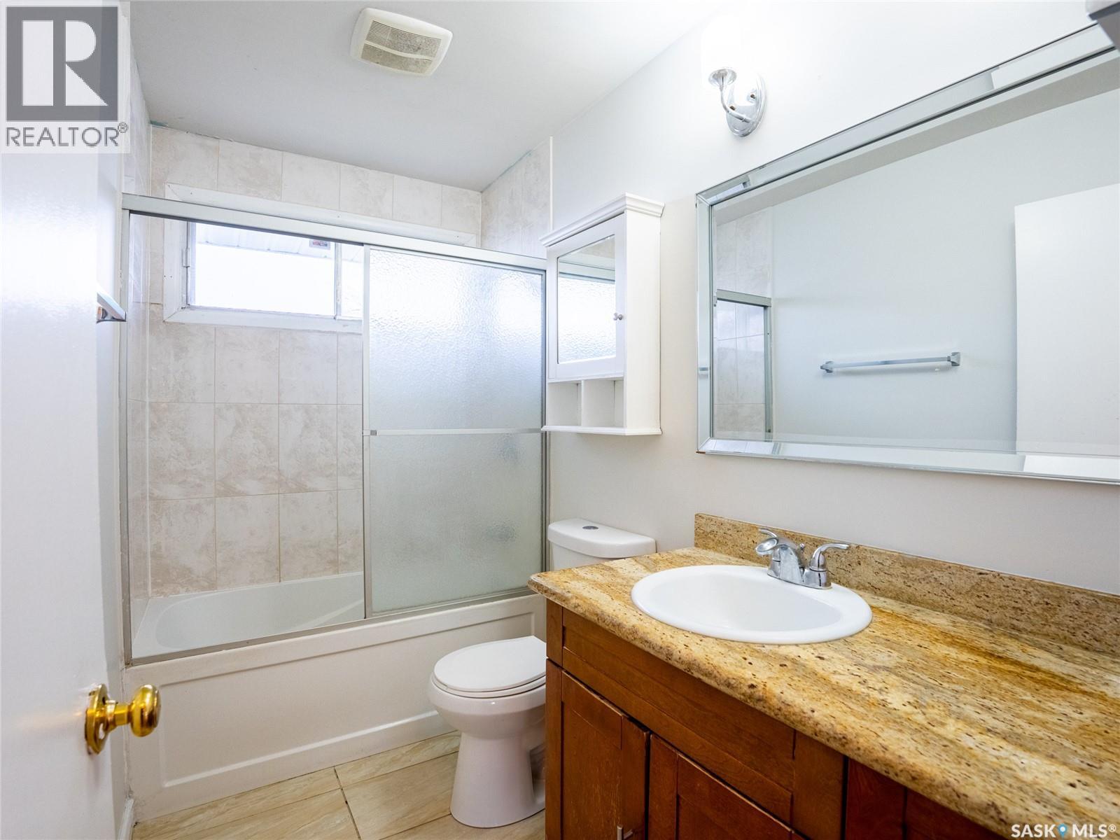 70 Read Avenue, Regina, Saskatchewan  S4T 6P8 - Photo 11 - SK022461