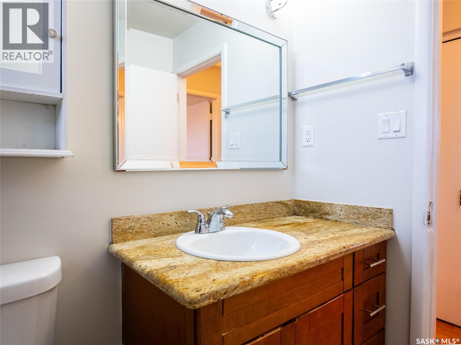 70 Read Avenue, Regina, Saskatchewan  S4T 6P8 - Photo 12 - SK022461