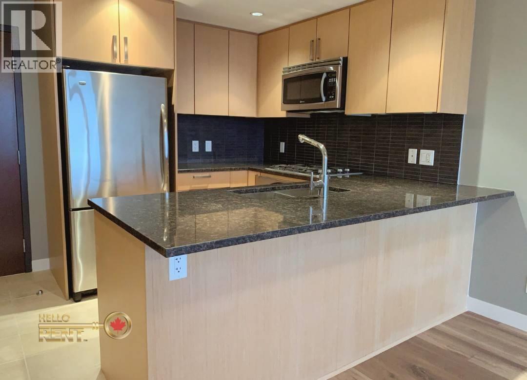 2702 2978 Glen Drive, Coquitlam, British Columbia  V3B 2P7 - Photo 3 - R3067700