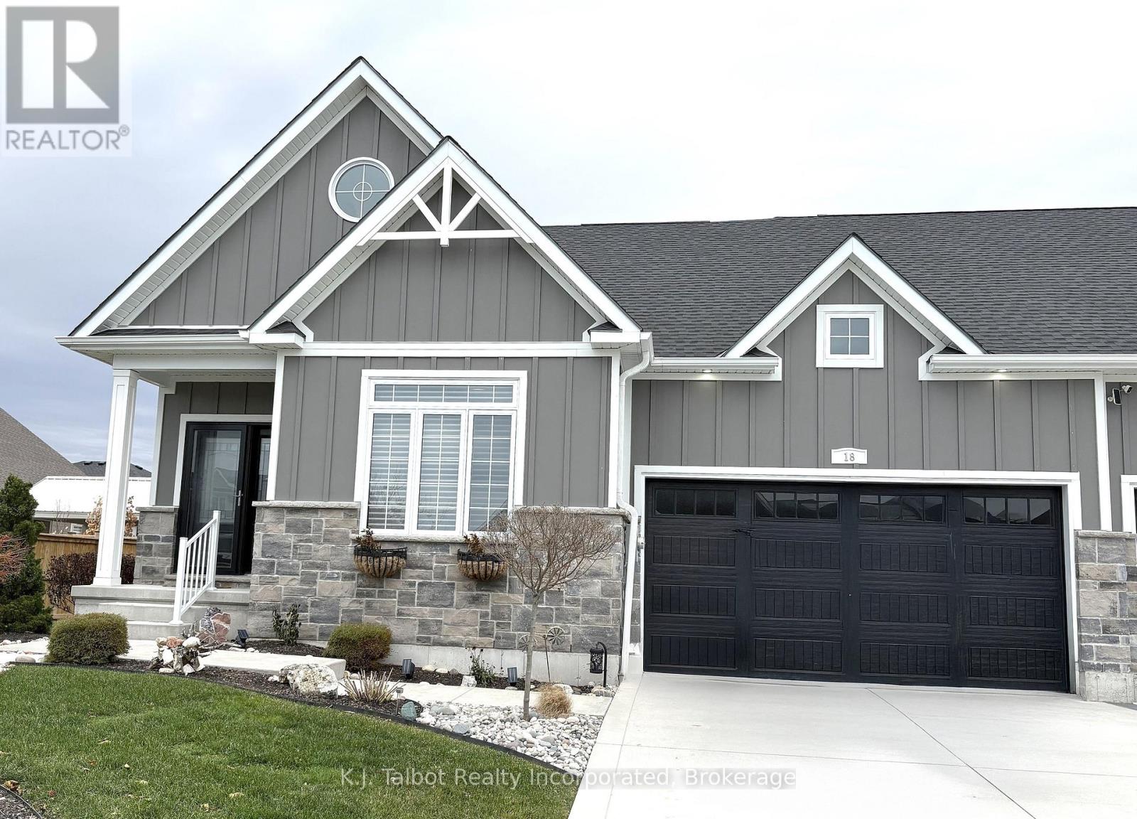 18 TATTERSALL LANE, Lambton Shores, Ontario