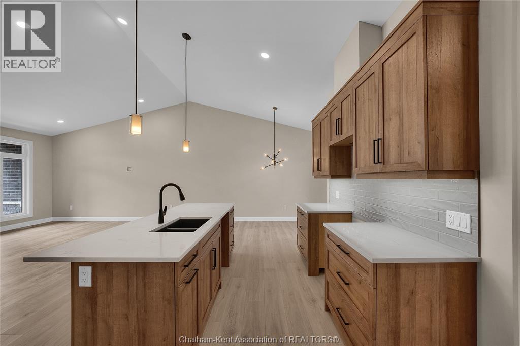 567 Keil Trail North, Chatham, Ontario N7L 0G8 - Photo 8 - 25014237