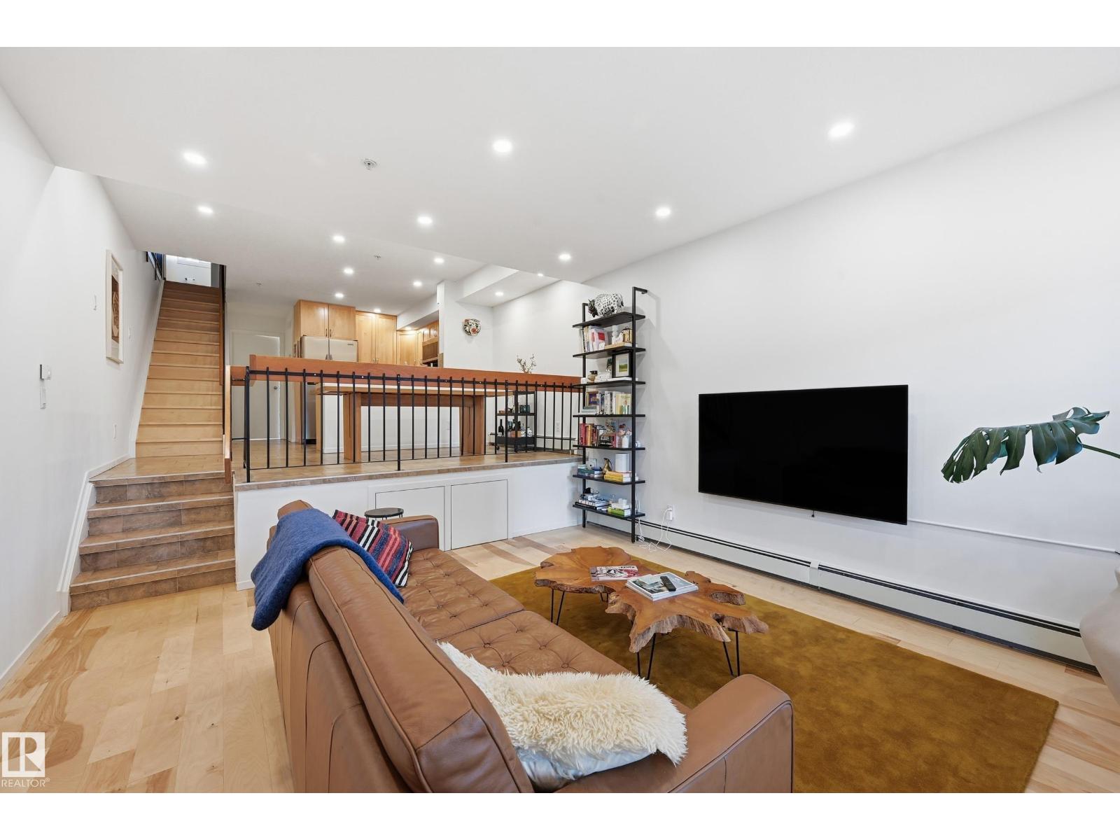 11138 83 AV NW, Edmonton, Alberta