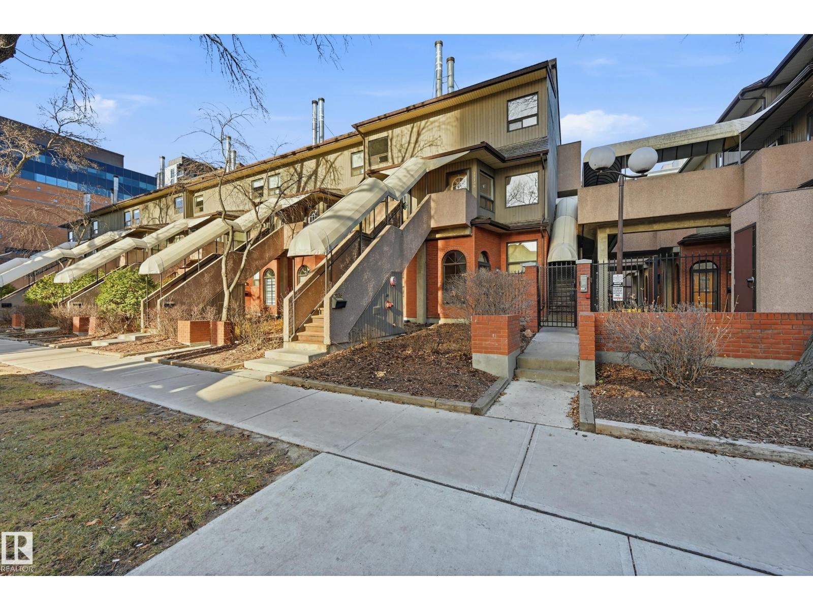 11138 83 Av Nw, Edmonton, Alberta  T6G 0V1 - Photo 3 - E4465719