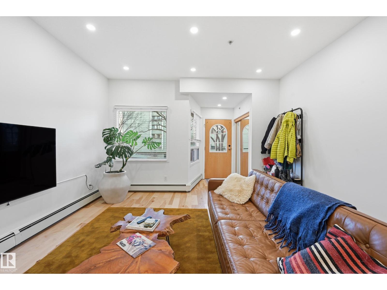 11138 83 Av Nw, Edmonton, Alberta  T6G 0V1 - Photo 9 - E4465719