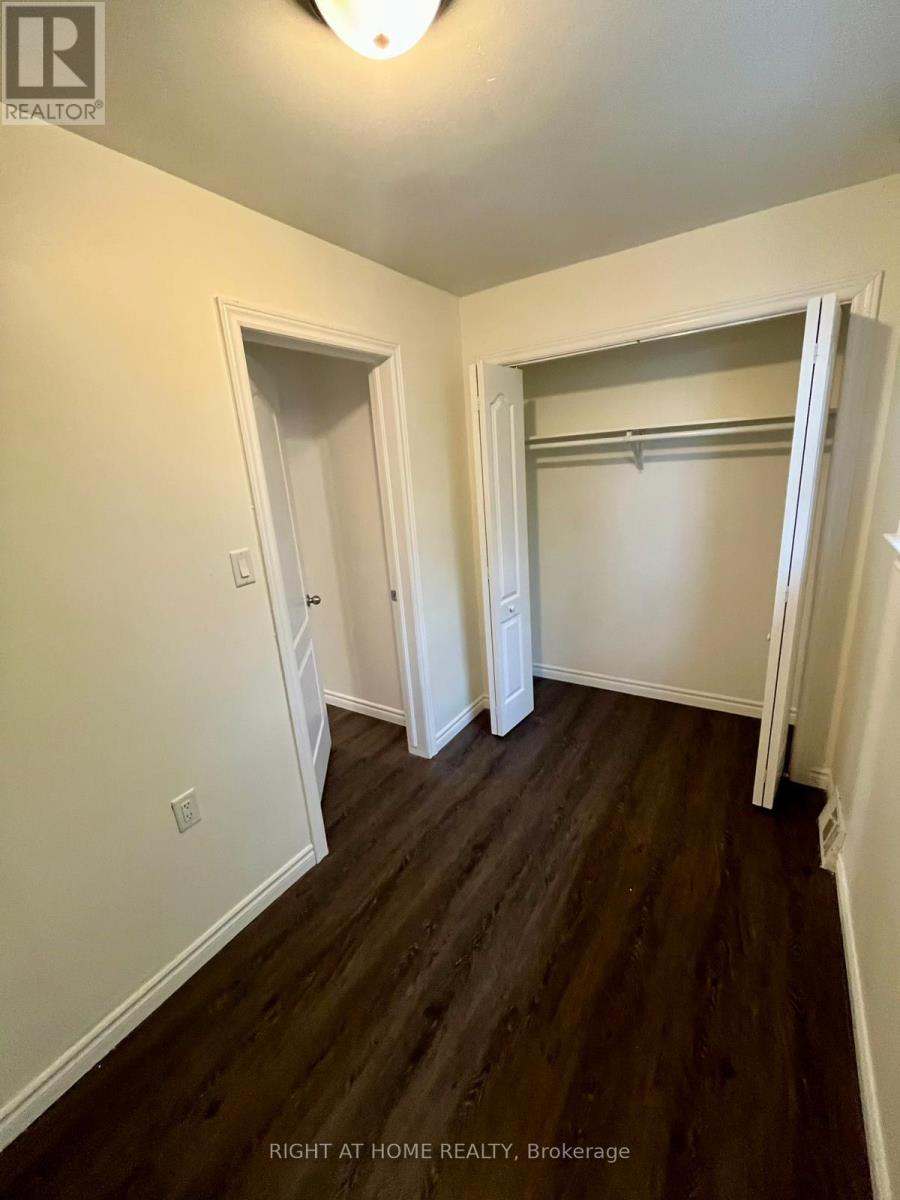 91 Victoria Street, Barrie, Ontario  L4N 2J2 - Photo 11 - S12469204