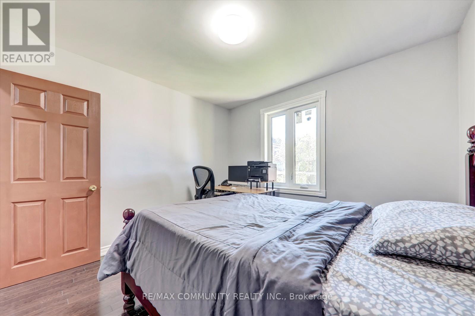 6 Barlow Road, Toronto, Ontario  M1G 2B4 - Photo 15 - E12548506