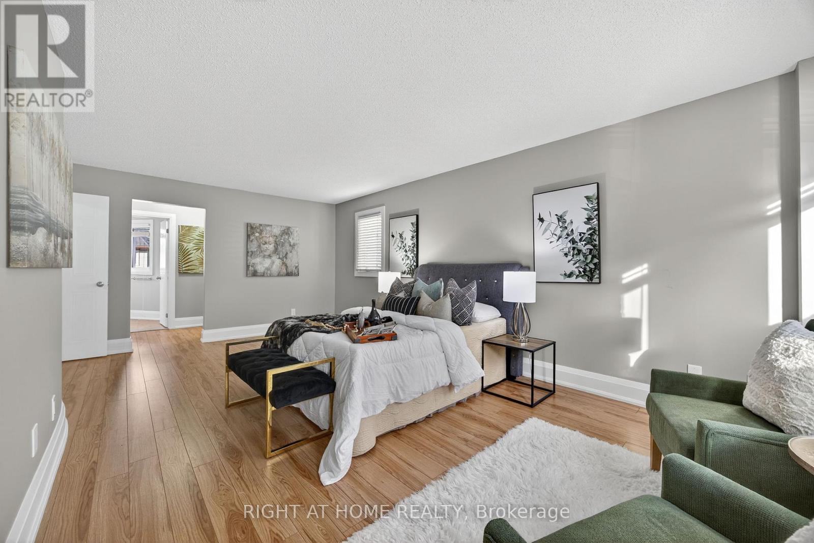 10 Closs Square, Aurora, Ontario L4G 5H7 - Photo 23 - N12548518