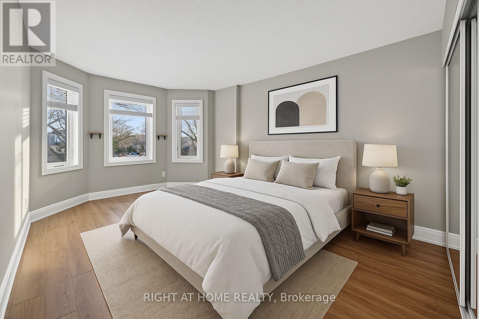 10 Closs Square, Aurora, Ontario L4G 5H7 - Photo 26 - N12548518