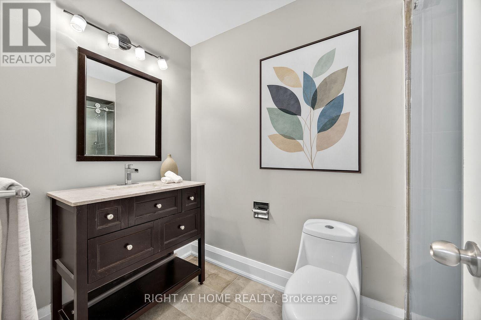 10 Closs Square, Aurora, Ontario L4G 5H7 - Photo 27 - N12548518