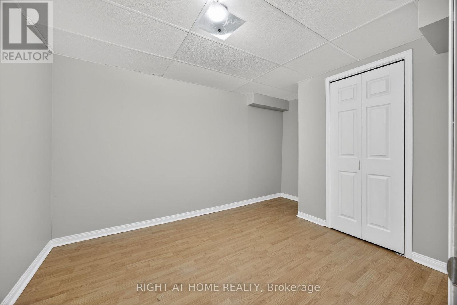 10 Closs Square, Aurora, Ontario L4G 5H7 - Photo 34 - N12548518