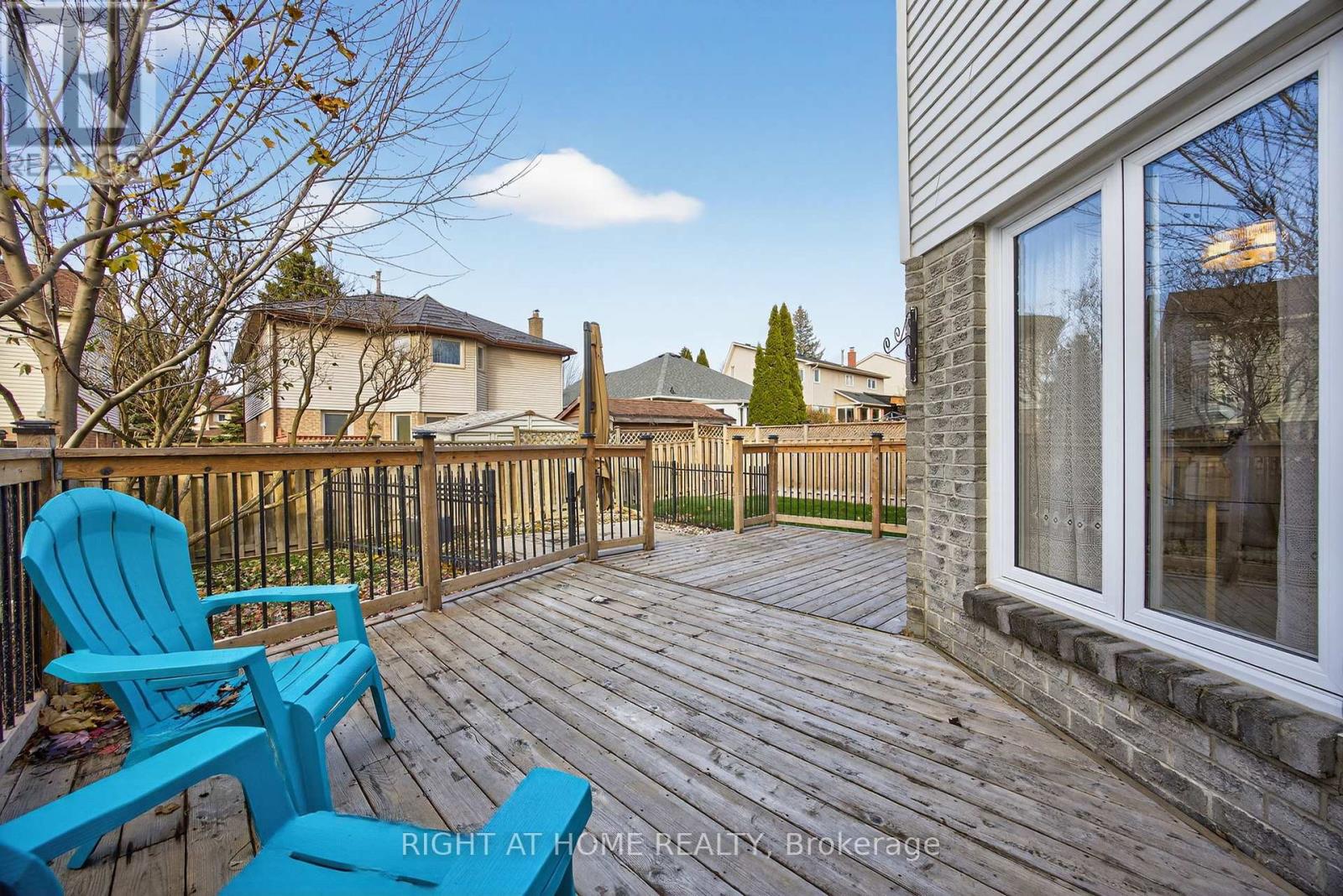 10 Closs Square, Aurora, Ontario L4G 5H7 - Photo 35 - N12548518