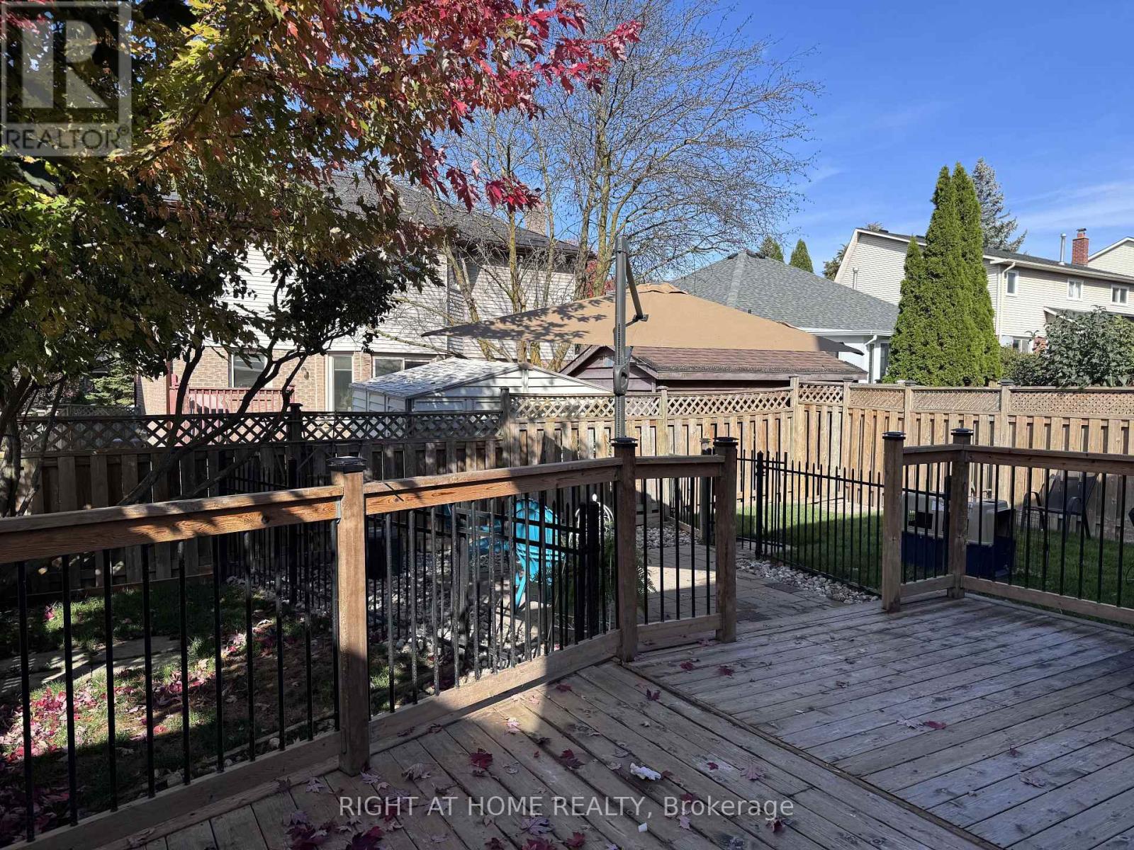 10 Closs Square, Aurora, Ontario L4G 5H7 - Photo 37 - N12548518