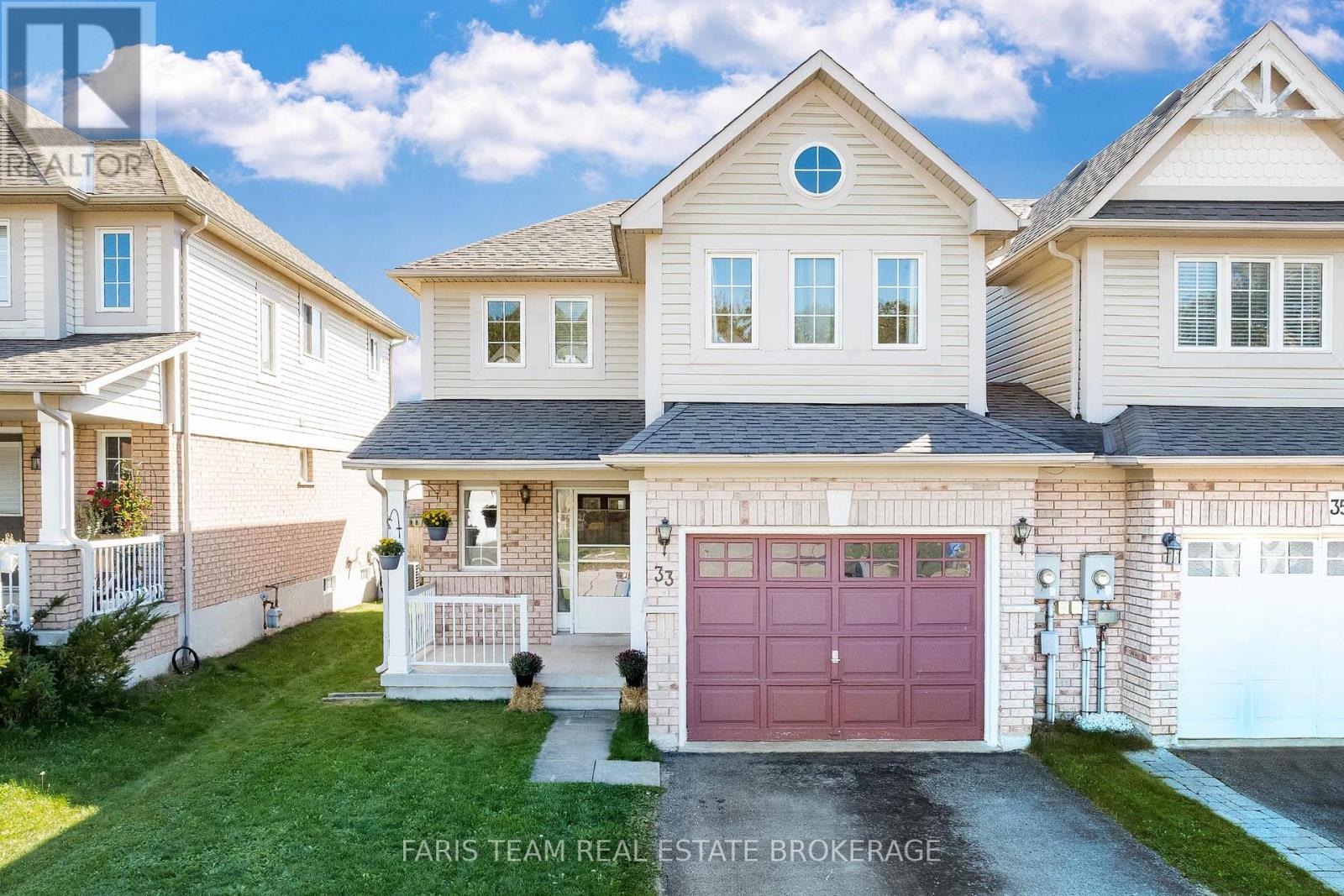 33 BIRD STREET, Barrie, Ontario