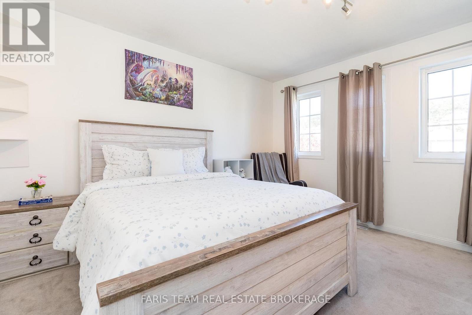 33 Bird Street, Barrie (Edgehill Drive), Ontario L4N 0X4 - Photo 21 - S12548516