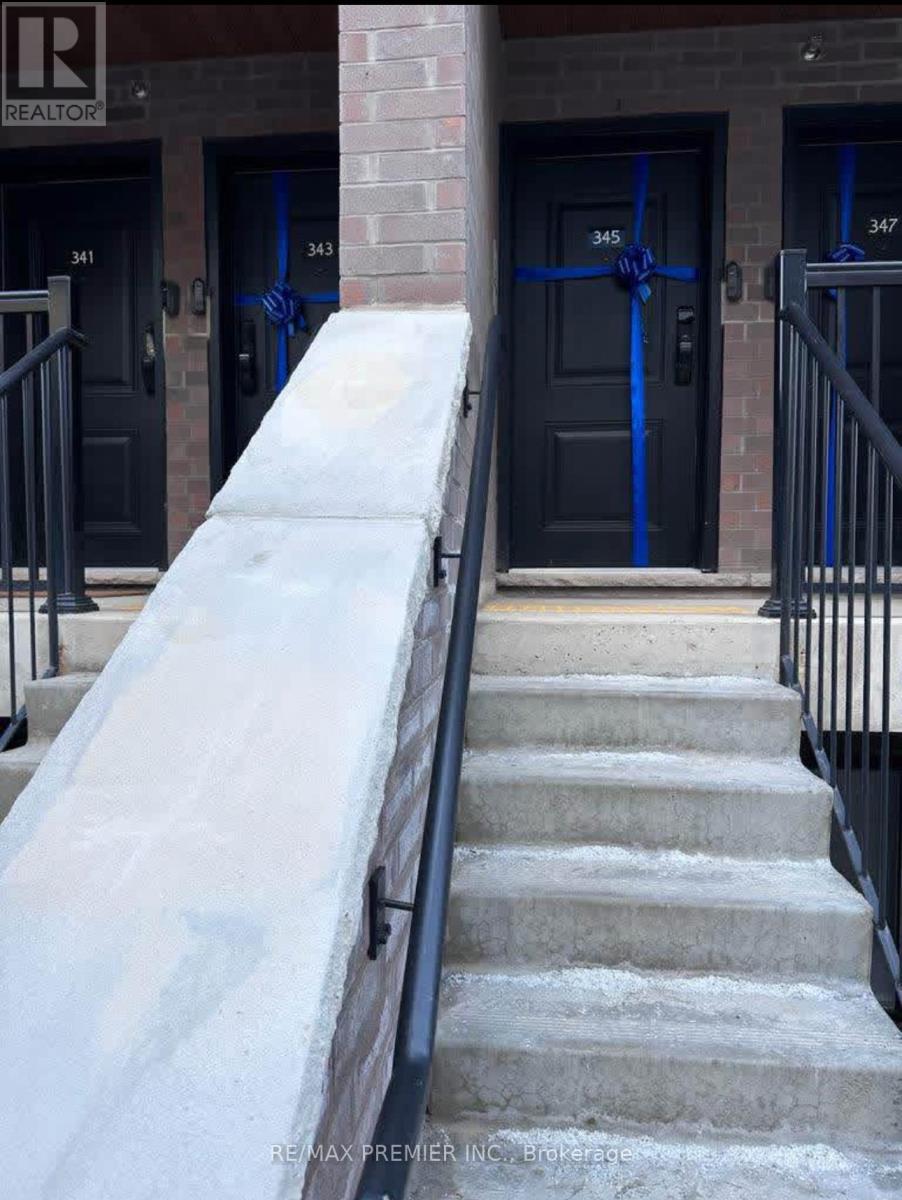 345 - 349 Wheat Boom Drive, Oakville, Ontario  L6H 0R4 - Photo 1 - W12548512